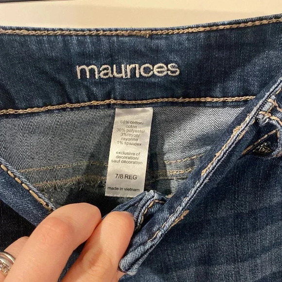 Maurice’s boot cut distressed dark wash jeans LIKE NEW size 7/8 reg - Picture 9 of 11